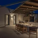 Villa Avera - Brand New With Private Pools And Outdoor Cinema *