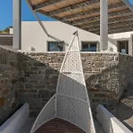 Villa Avera - Brand New With Private Pools And Outdoor Cinema Parikia (Paros)