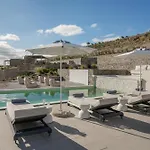 Avera - Brand New With Private Pools And Outdoor Cinema Villa