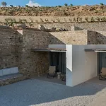 Villa Avera - Brand New With Private Pools And Outdoor Cinema *