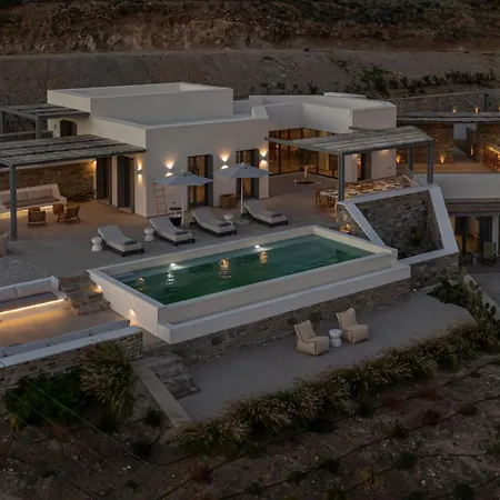 Avera - Brand New With Private Pools And Outdoor Cinema Willa