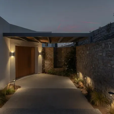 Villa Avera - Brand New With Private Pools And Outdoor Cinema Parikia (Paros)