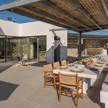 Willa Avera - Brand New With Private Pools And Outdoor Cinema Páros