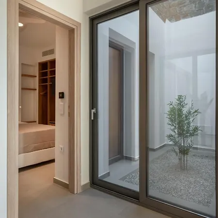 Avera - Brand New With Private Pools And Outdoor Cinema Páros