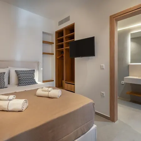 Willa Avera - Brand New With Private Pools And Outdoor Cinema Páros