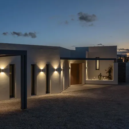 Willa Avera - Brand New With Private Pools And Outdoor Cinema
