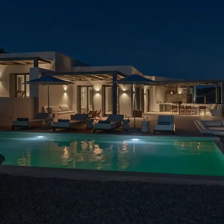 Avera - Brand New With Private Pools And Outdoor Cinema Páros