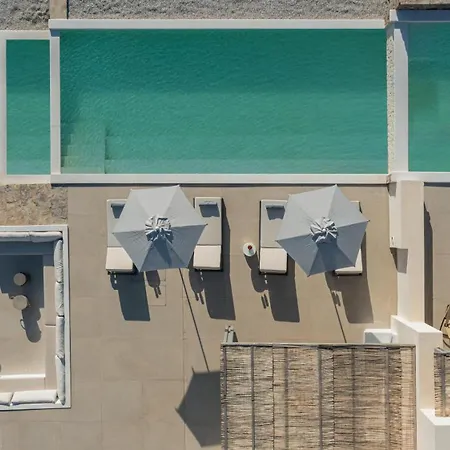 Avera - Brand New With Private Pools And Outdoor Cinema Páros