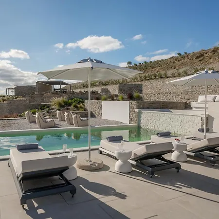 Avera - Brand New With Private Pools And Outdoor Cinema Willa