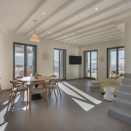 Willa Avera - Brand New With Private Pools And Outdoor Cinema *