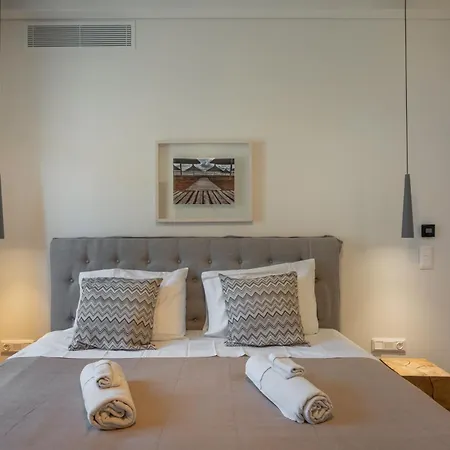 Avera - Brand New With Private Pools And Outdoor Cinema * Páros