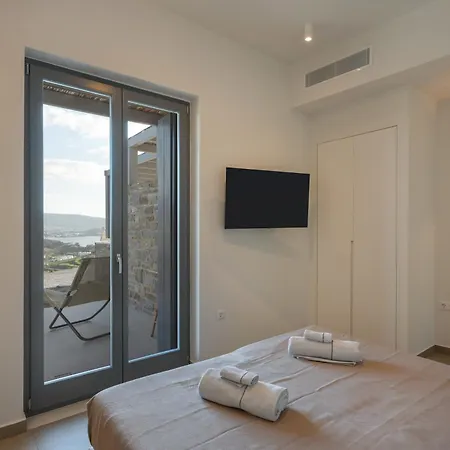 Willa Avera - Brand New With Private Pools And Outdoor Cinema *