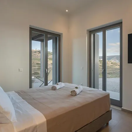 Willa Avera - Brand New With Private Pools And Outdoor Cinema Páros