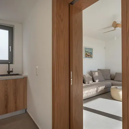 Avera - Brand New With Private Pools And Outdoor Cinema Páros