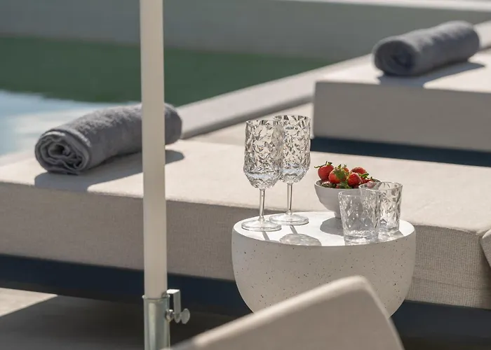 Avera - Brand New With Private Pools And Outdoor Cinema * Paro