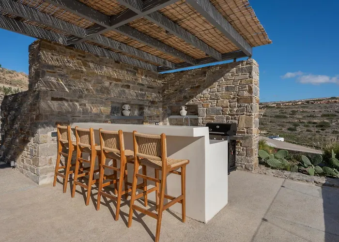 Avera - Brand New With Private Pools And Outdoor Cinema *