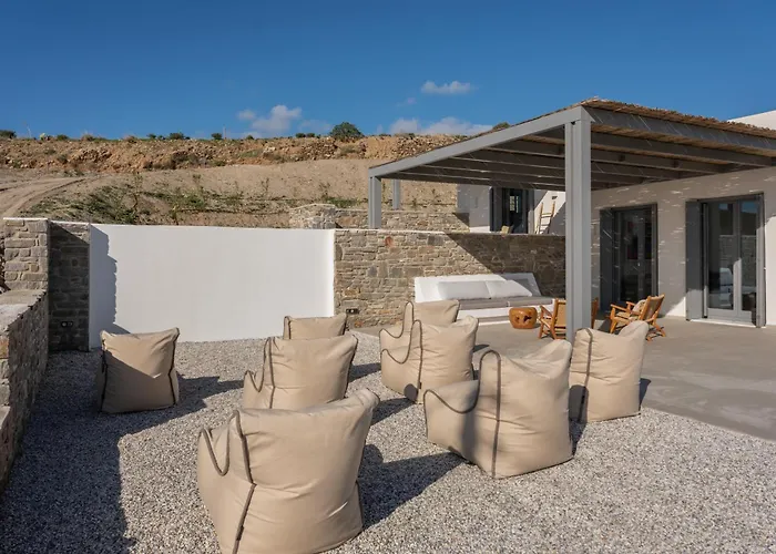 Villa Avera - Brand New With Private Pools And Outdoor Cinema