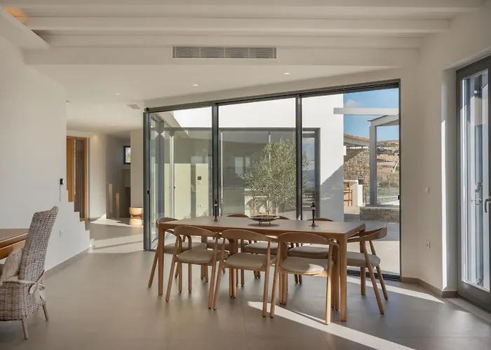 Avera - Brand New With Private Pools And Outdoor Cinema * Parikia (Paros)