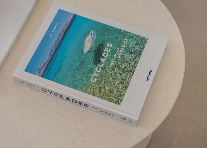 Avera - Brand New With Private Pools And Outdoor Cinema * Parikia (Paros)