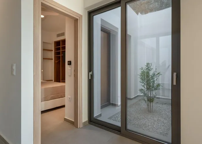 Avera - Brand New With Private Pools And Outdoor Cinema Parikia (Paros)