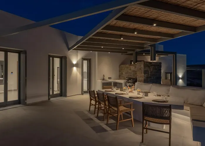 Villa Avera - Brand New With Private Pools And Outdoor Cinema *