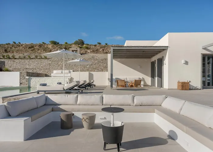 Villa Avera - Brand New With Private Pools And Outdoor Cinema Paro