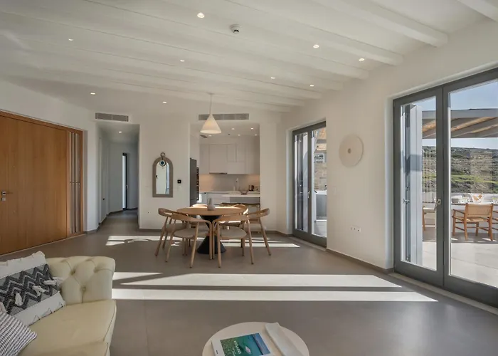 Avera - Brand New With Private Pools And Outdoor Cinema *