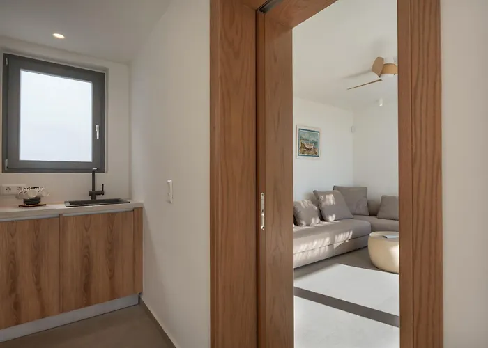 Avera - Brand New With Private Pools And Outdoor Cinema Parikia (Paros)