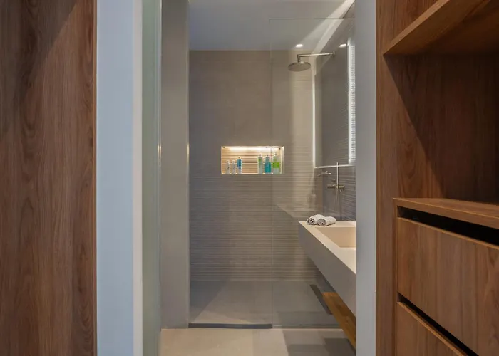 Avera - Brand New With Private Pools And Outdoor Cinema